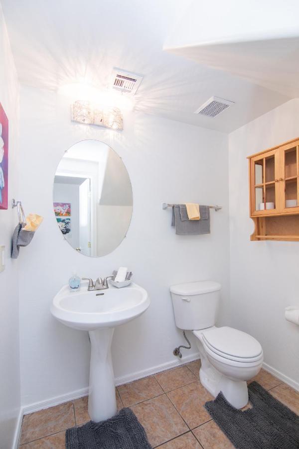 Stylish Home Phoenix - Low Rates Now! 外观 照片